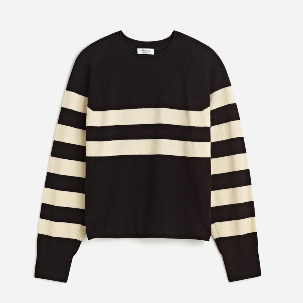 Cashmere Raglan Sweater in Stripe
NWT! MAKE ME AN OFFER!!